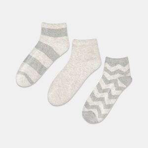 Sinsay - Súprava 3 párov bavlnených ponožiek - Svetlošedá