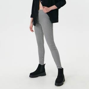 Sinsay - Džegíny high waist skinny - Čierna