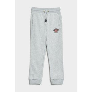 TEPLÁKY GANT D1. BANNER SHIELD SWEAT PANTS šedá 134/140