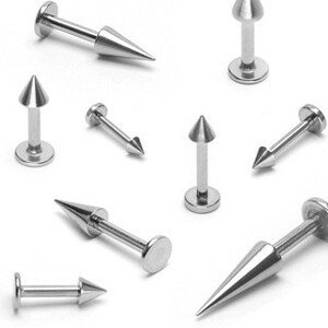 Oceľový piercing do brady a pery, lesklý hrot v jednoduchom prevedení - Rozmer: 1,2 mm x 8 mm x 3x3 mm