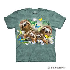 Pánske batikované tričko The Mountain - Sloth Family Selfie - zelené Veľkosť: M