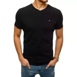 Čierne pánske tričko bez potlače