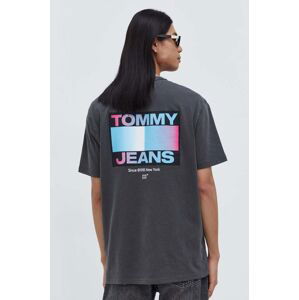 Bavlnené tričko Tommy Jeans pánsky,šedá farba,s potlačou,DM0DM18300