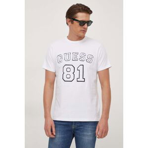 Bavlnené tričko Guess pánsky, biela farba, s nášivkou