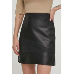 Kožená sukňa Bruuns Bazaar čierna farba, mini, puzdrová