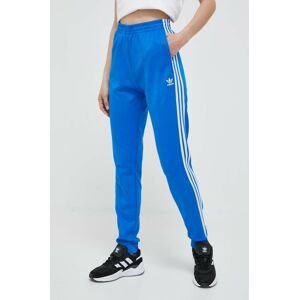 Tepláky adidas Originals s nášivkou