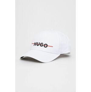 Bavlnená čiapka HUGO biela farba, s potlačou