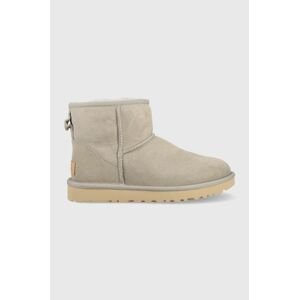 Semišové snehule UGG W Classic Mini Ii šedá farba