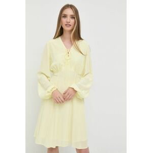 Šaty Ivy Oak žltá farba, mini, áčkový strih