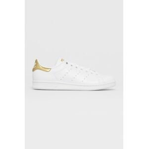 Topánky adidas Originals G58184-WHT/GLDM, biela farba, na plochom podpätku