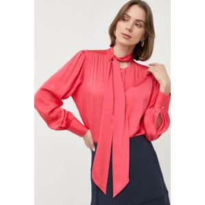 Tričko s prímesou hodvábu BOSS ružová farba, regular, s viazaním vo výstrihu