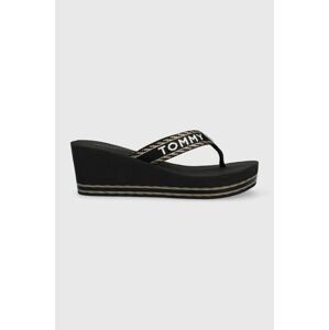 Žabky Tommy Hilfiger TOMMY WEBBING H WEDGE SANDAL dámske, čierna farba, na kline