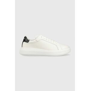 Kožené tenisky Calvin Klein LOW TOP LACE UP LTH biela farba, HM0HM01016