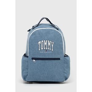 Ruksak Tommy Hilfiger malý, s nášivkou