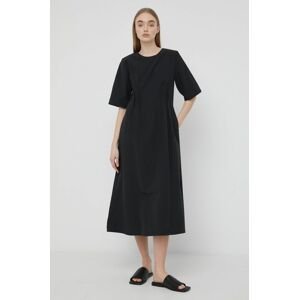Šaty Gestuz čierna farba, midi, áčkový strih