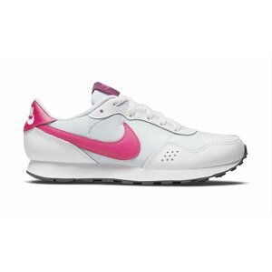 Nike MD Valiant 3.5 biele CN8558-019-3.5