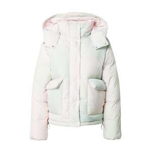 LEVI'S Zimná bunda 'CORE PUFFER SHORTY MULTI-COLOR'  pastelovo modrá / pastelovo ružová