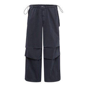 BDG Urban Outfitters Nohavice 'Baggy'  čierna