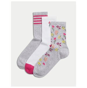Sada troch párov dámskych ponožiek v sivej, bielej a ružovej farbe Marks & Spencer