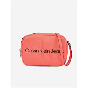 Koralová dámska crossbody kabelka Calvin Klein Jeans Sculpted Camera Bag