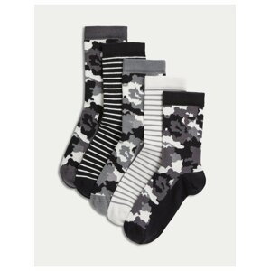Súprava piatich párov chlapčenských vzorovaných ponožiek v šedej, čiernej a bielej farbe Marks & Spencer