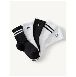 Súprava piatich párov chlapčenských ponožiek v čiernej a bielej farbe Marks & Spencer