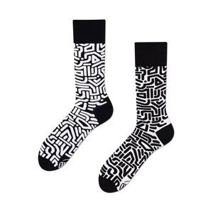 Čierno-biele ponožky Black Maze