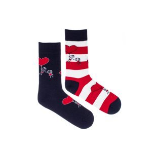 Čierno-červené ponožky Love