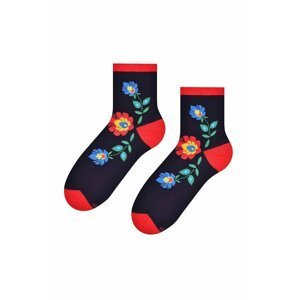 Čierne kvetované ponožky 118