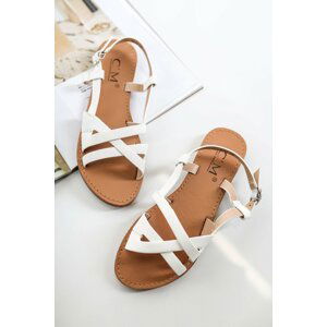 Biele nízke sandále Mirthe