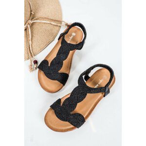 Čierne nízke sandále Carolina