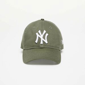 New Era New York Yankees League Essential 9TWENTY Adjustable Cap Khaki