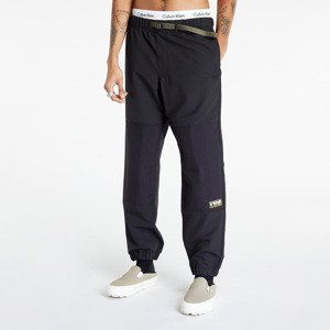 Vans Coastal Loose Tapered Nylon Pant Black