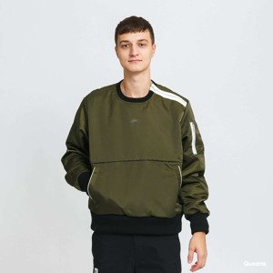 Nike Sportswear Style Essentials+ Filled Crew Green