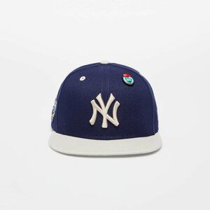 New Era New York Yankees 59FIFTY Fitted Cap Light Navy/ Chrome White