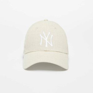 New Era New York Yankees 9FORTY Adjustable Cap Cream