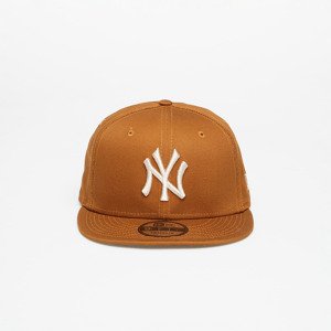 New Era New York Yankees League Essential 9Fifty Snapback Cap Brown